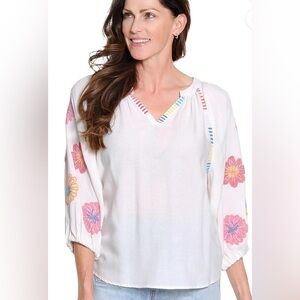 Tru Luxe embroidered sleeve split neck top